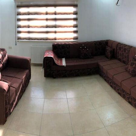 Apt 4 Rent/A Quiet Neighborhood Close To Services Αμμάν Εξωτερικό φωτογραφία