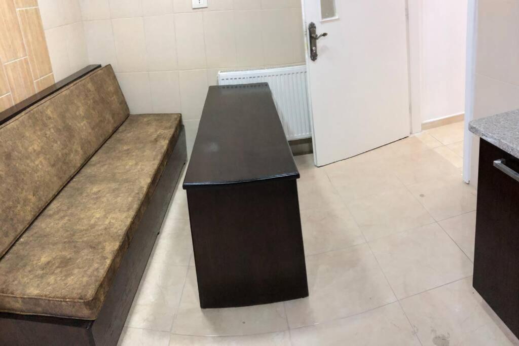 Apt 4 Rent/A Quiet Neighborhood Close To Services Αμμάν Εξωτερικό φωτογραφία