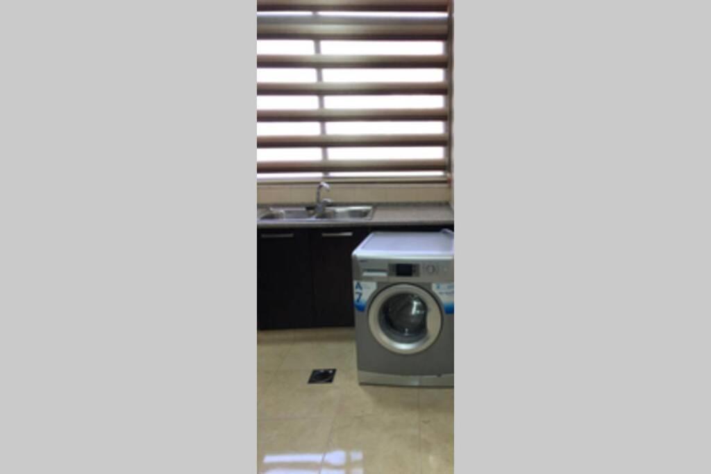 Apt 4 Rent/A Quiet Neighborhood Close To Services Αμμάν Εξωτερικό φωτογραφία